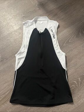 Orca Women's Black and White Sleeveless Tri Top with Front Zip Size S